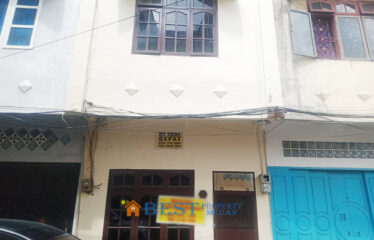 Rumah Jalan Yos Sudarso (Sebelah Bank BNI Glugur)