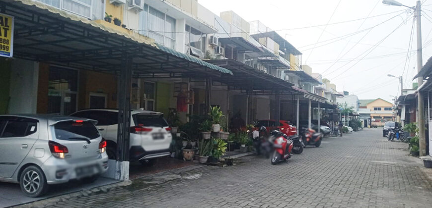 Rumah Jalan Kemiri (Daerah Kapten Sumarsono)