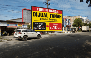 Tanah 400 meter Jalan Gatot Subroto Dekat Simpang Kapten Muslim