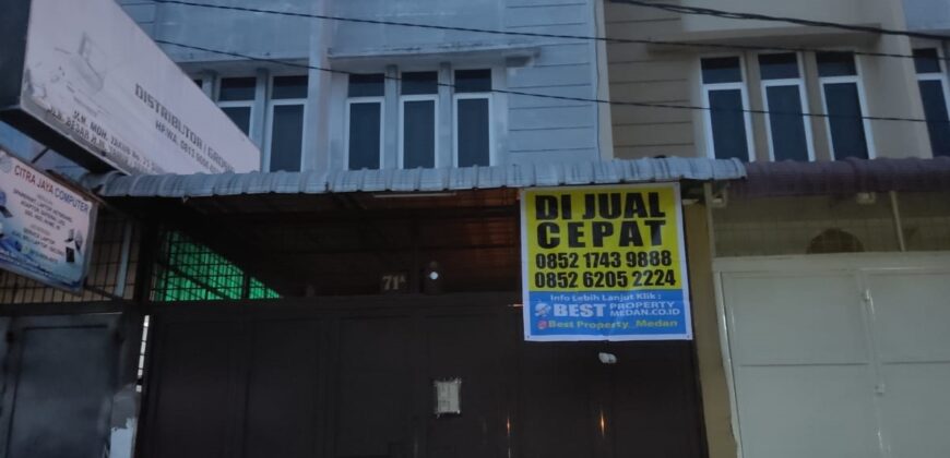 Rumah Mewah Beserta Furniture Dijual Jalan M Yakub (masuk komplek)