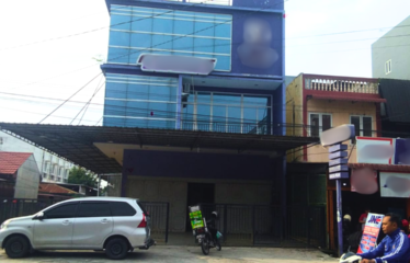 Ruko Gandeng Strategis Jalan Bilal