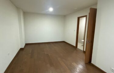 Apartment Reiz Condo Lantai 8 2BR 2BA Dijual