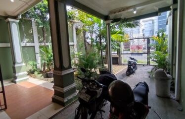 Rumah Mewah, Klasik dan Idaman di Jalan Sunggal (Cocok untuk buat usaha cafe atau perkantoran)