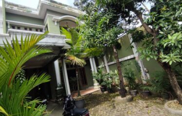 Rumah Mewah, Klasik dan Idaman di Jalan Sunggal (Cocok untuk buat usaha cafe atau perkantoran)