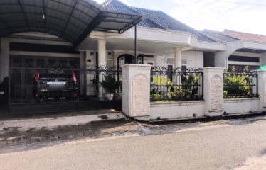 Rumah Mewah Jalan Setia Budi (masuk gang)