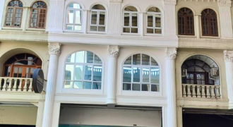 Ruko Gandeng CBD Polonia Siap Huni