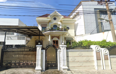 Villa Sultan daerah Gajah Mada (dekat Gramedia) Jalan Labu