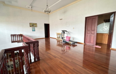 Rumah Villa Sultan Jalan Seroja (Cemara Asri)