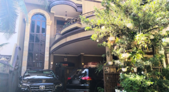 Villa Sultan Komplek Merbau Mas – Jalan Meranti (daerah Sekip)