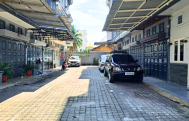 Rumah Cantik dan Nyaman daerah Karya Cilincing