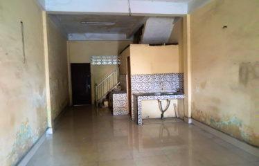 Ruko Gandeng 3 Disewakan Jalan Yos Sudarso (dekat simpang Platina Raya)