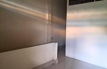 Ruko Gandeng 3 Disewakan Jalan Yos Sudarso (dekat simpang Platina Raya)