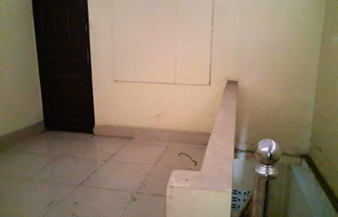 Ruko Gandeng 3 Disewakan Jalan Yos Sudarso (dekat simpang Platina Raya)