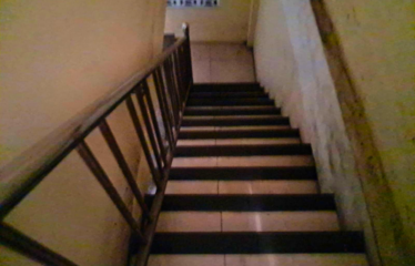 Ruko Gandeng 3 Disewakan Jalan Yos Sudarso (dekat simpang Platina Raya)