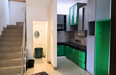 Rumah dekat Komplek daerah SM Raja – Jalan Saudara Ujung