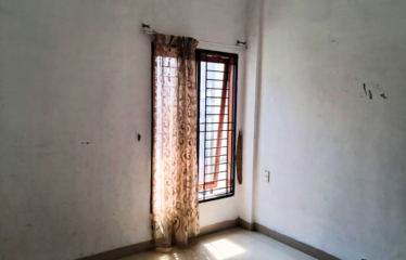 Rumah dekat Komplek daerah SM Raja – Jalan Saudara Ujung