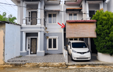 Rumah Mewah Komplek Menteng Indah Cluster The Green