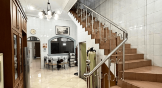 Rumah Mewah daerah Merbabu – Jalan Wilis (Pusat Pasar)