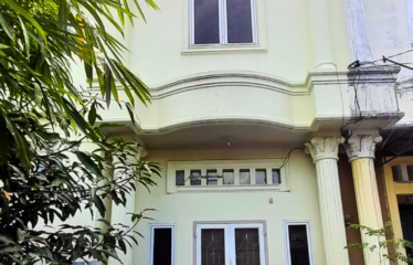 Rumah Cantik Jalan Karya (masuk komplek)