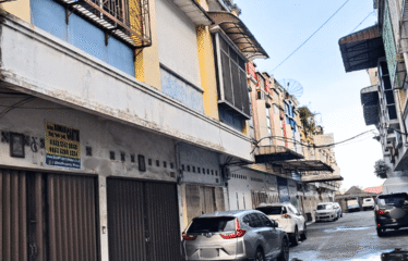 Rumah Gandeng Jalan Tritura (dekat Underpass Katamso)