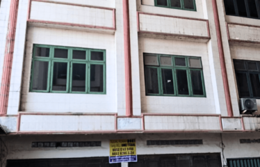 Ruko Gandeng di Brayan Jalan Yos Sudarso