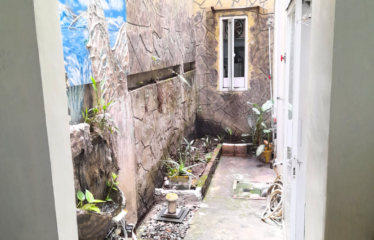 Rumah Cantik Jalan Karya (masuk komplek)