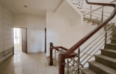 Villa Mewah Sultan Komplek Sentosa Land – Jalan Amir Hamzah
