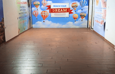 Kantor Strategis 1200 meter di Inti Kota – Jalan Adam Malik