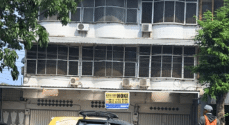 Ruko Gandeng 3 Jalan Krakatau