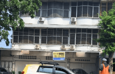 Ruko Gandeng 3 Jalan Krakatau