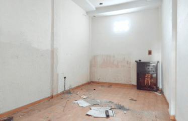 Ruko Jalan Cemara/Pertahanan (dekat simpang Krakatau)