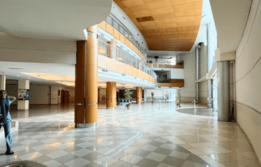 Gedung Kantor Mewah Disewakan 3 tingkat Jalan Asrama Helvetia