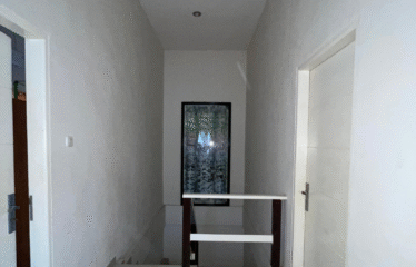 Villa Cantik di Helvetia – Jalan Setia Budi (komplek)