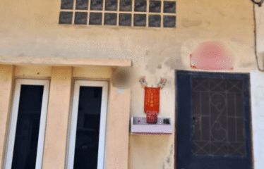 Rumah Daerah Krakatau Jalan Setia Jadi ( Komplek )