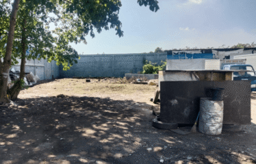 Rumah dan Tanah Belakang Jalan Marelan ( Komplek )