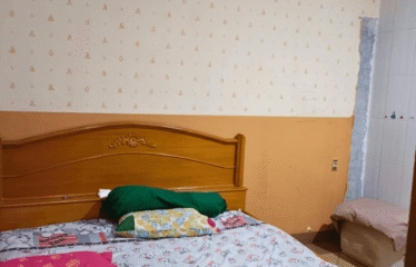 Villa Jalan Jemadi ( Komplek )