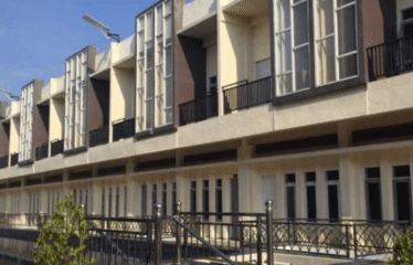 Rumah Double Decker Komplek Takapuna Residence (Graha Metropolitan)