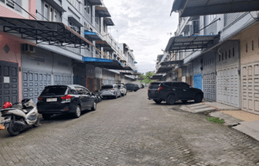 Rumah Cantik  B Katamso ( Masuk Komplek )