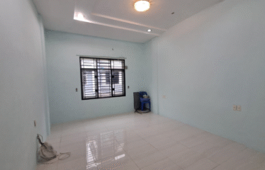 Rumah Cantik  B Katamso ( Masuk Komplek )