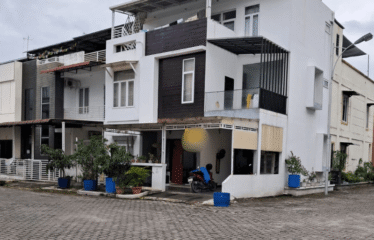 Villa Mewah Jalan Pancing