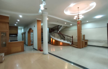 Villa Mewah Komplek Cemara Asri Jalan Kemuning