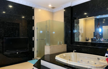 Villa Mewah Jalan Kasuari Komplek Cemara Asri