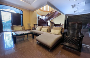 Villa Mewah Jalan Kasuari Komplek Cemara Asri