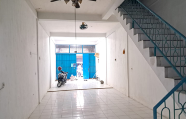 Rumah Cantik Jalan Yos Sudarso