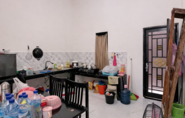 Rumah dalam Komplek Jalan Sukaria