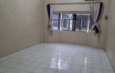 Rumah Cantik Jalan Yos Sudarso