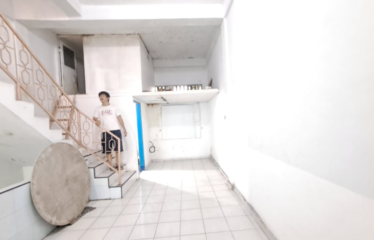 Rumah Cantik Jalan Yos Sudarso