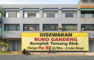 Ruko Gandeng Jalan Gatot Subroto