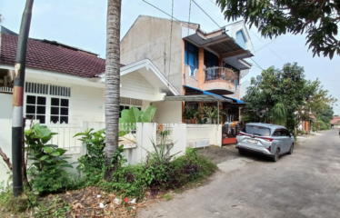 Rumah Cantik dalam Komplek Jalan Setia Budi