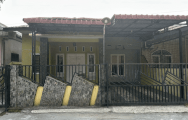 Rumah Daerah Johor Jl Karya Dharma ( Komplek )